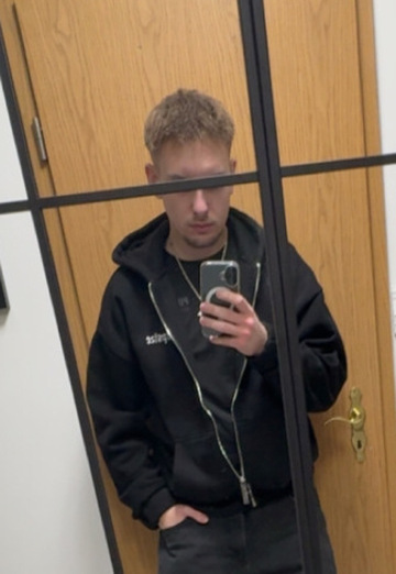 Kevin (@kevin3638) — my photo № 2