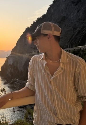 Leandro (@leandro330) — my photo № 1