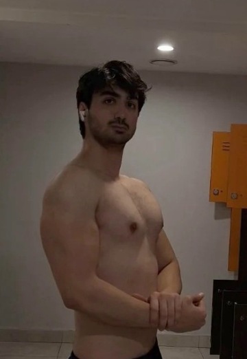 Benim fotoğrafım - Kerem, 23  İstanbul şehirden (@kerem417)