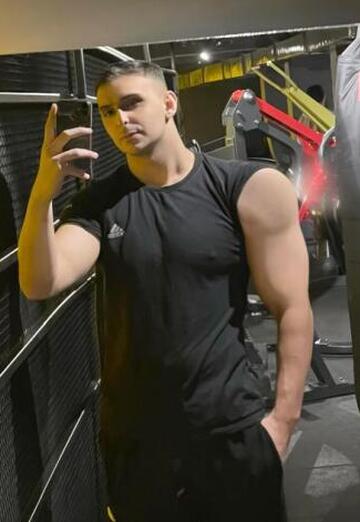 Emre (@emre1506) — my photo № 2