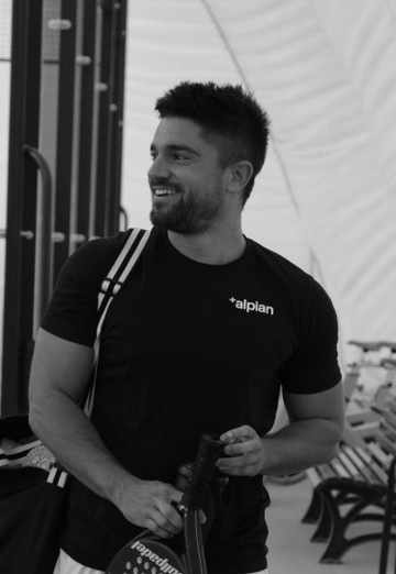 Ma photo - Jordan, 33 de Genève (@jordan1184)