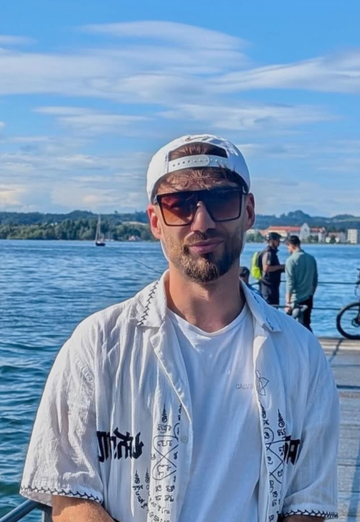 HC (@hasanbaba98) — my photo № 1