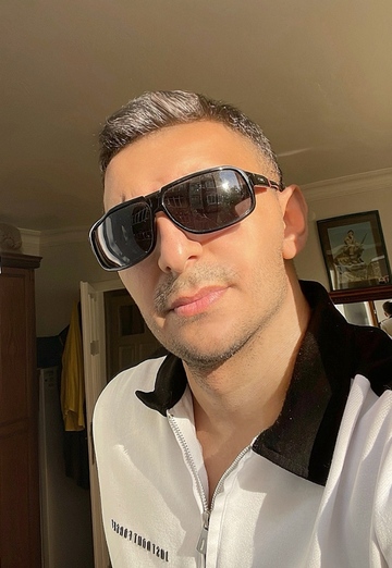 Emre (@emre1453) — my photo № 1