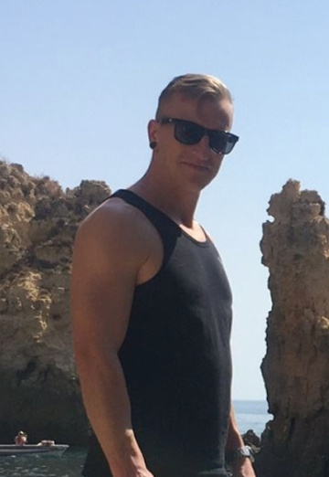 Tom (@tom5213) — my photo № 1