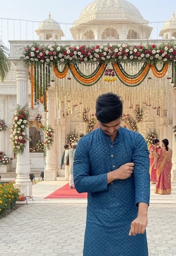 daksh (@daksh22) — my photo № 1