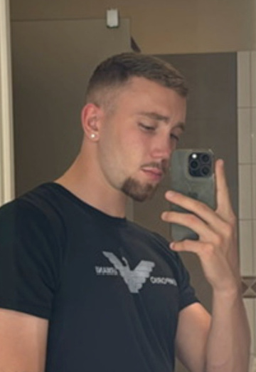 Lou (@lou128) — my photo № 2