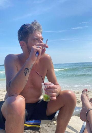 Carlo (@carlo272) — my photo № 1