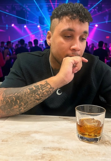 Joey (@grahne1) — my photo № 1