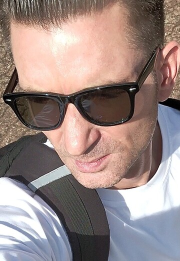 Roland (@roland1812) — my photo № 4