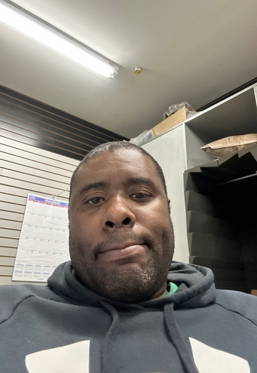 Nigel (@bestnameever29184) — my photo № 1