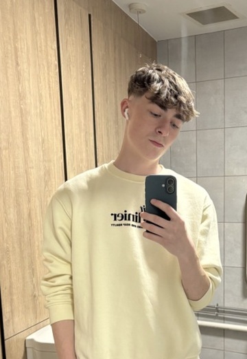 My photo - Liam, 22 from Carshalton (@liam640)