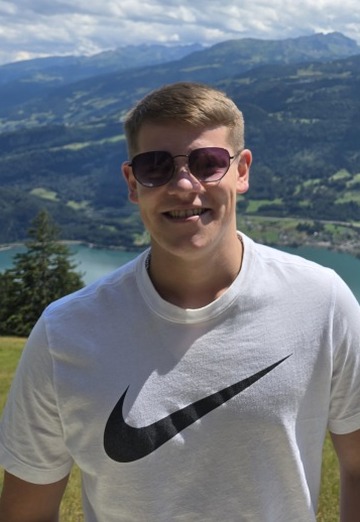 Urs (@urs58) — my photo № 1